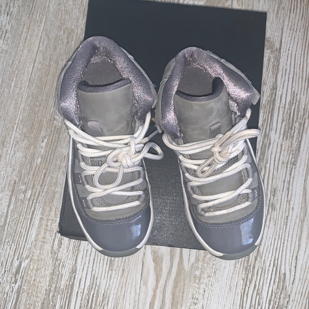 Jordan preschool gray retro 11 size 11c